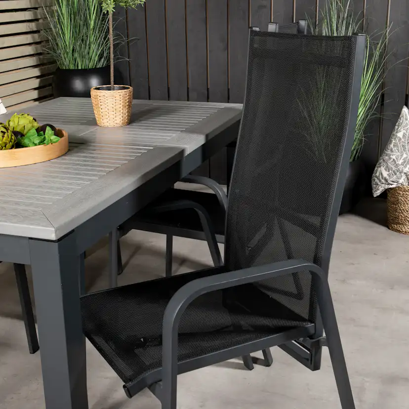 Albany Dining Table 160/240*100 - Svart Alu / Grey Aintwood+ Svart/Grå