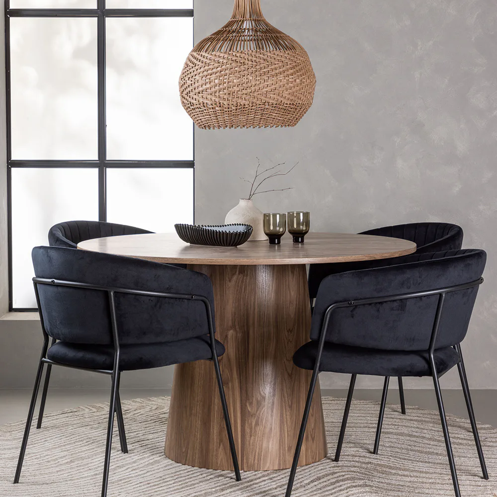 Matgrupp Venture Home Lanzo med 4 Selma Stolar