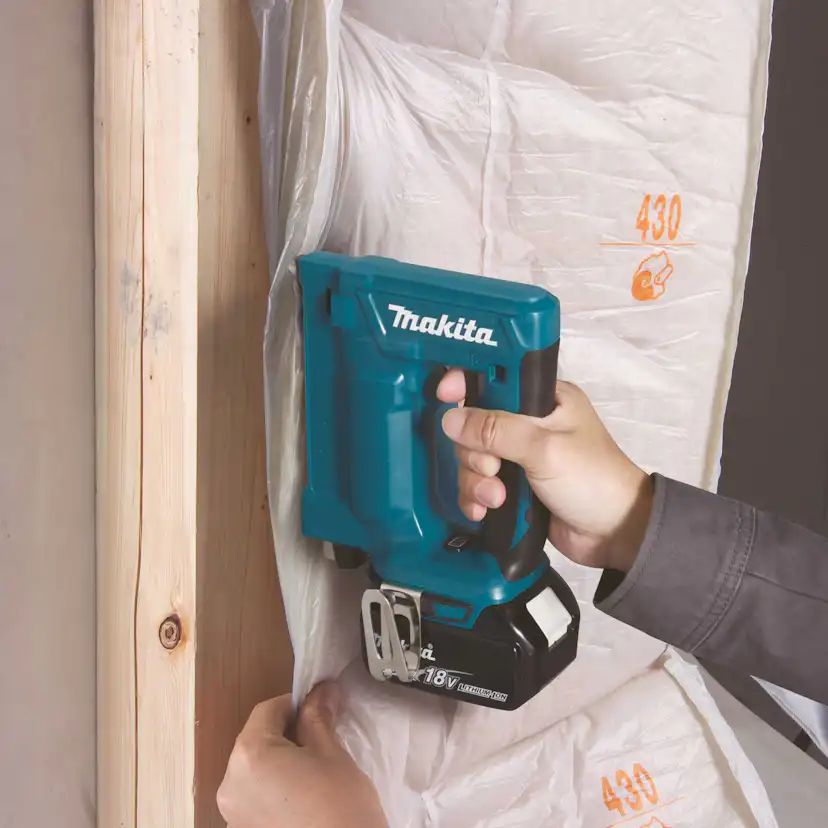 Klammerpistol Makita LXT DST112Z 18V utan Batteri