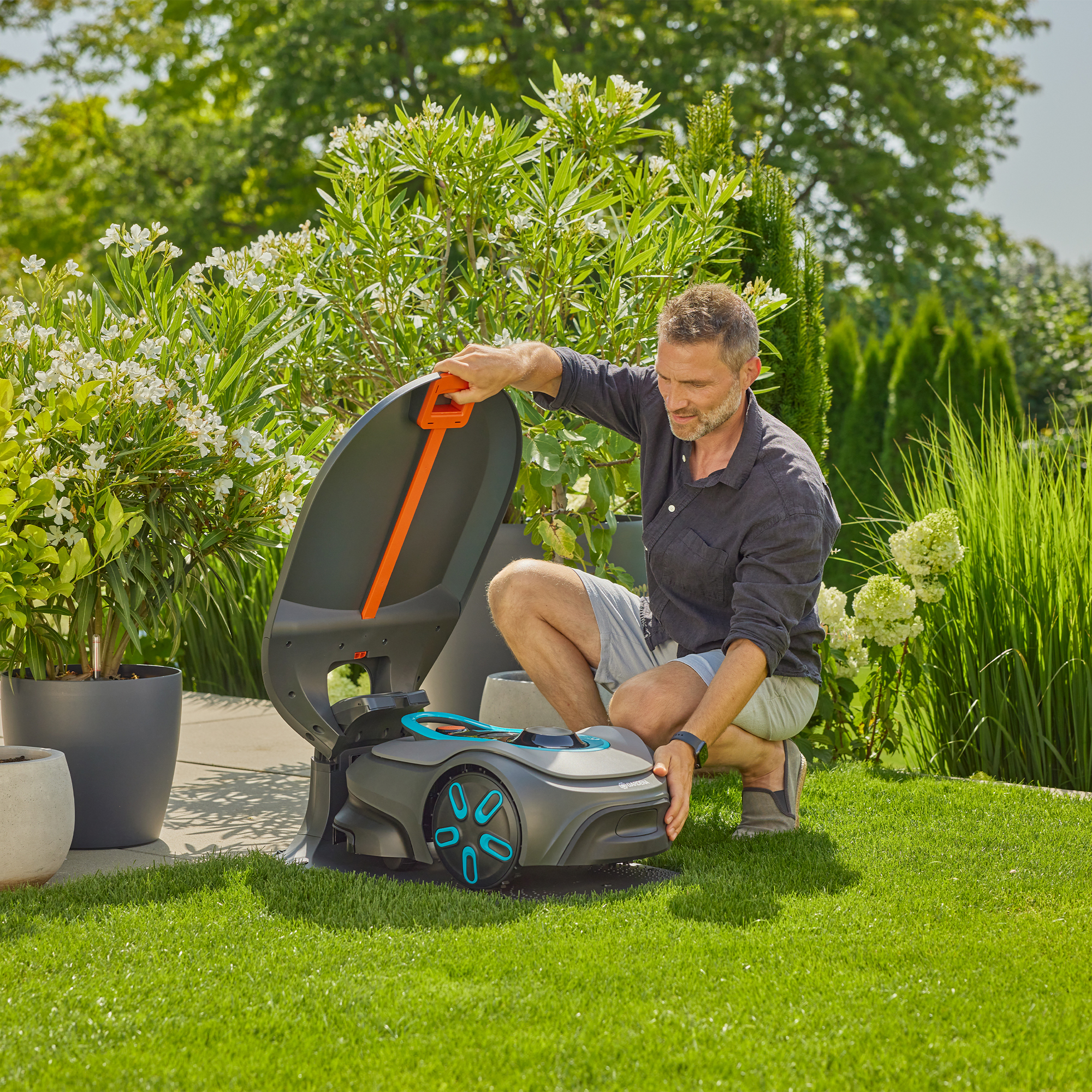 Robotgräsklippare Gardena Smart Sileno Free 800 Utan Slinga Paket Med Robothus & Reservblad