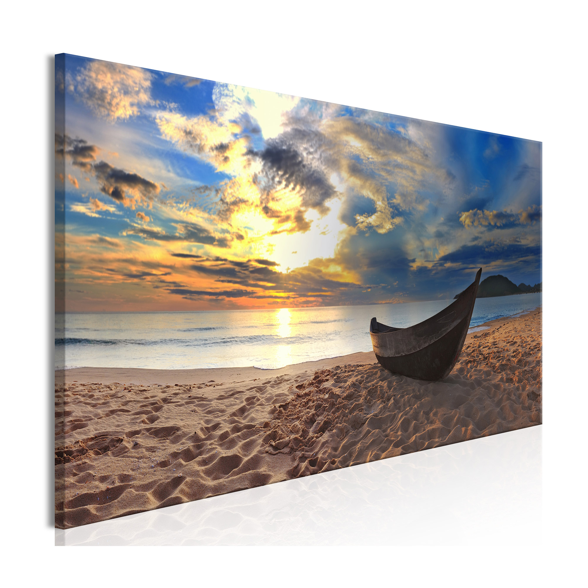 Tavla Arkiio Boat on The Beach