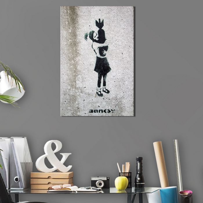 Tavla Arkiio Bomb Hugger By Banksy