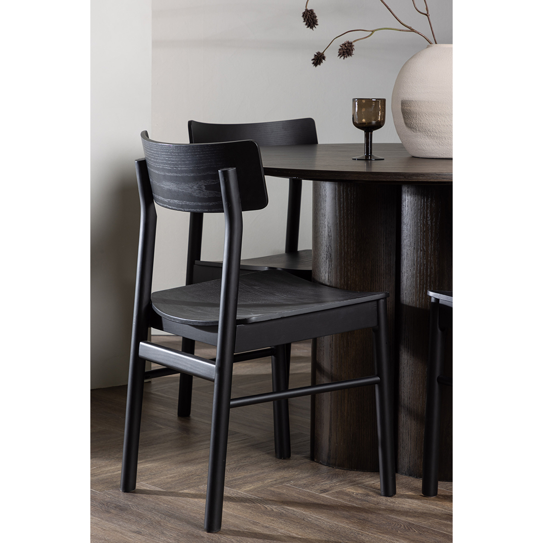 Matgrupp Venture Home Olivia Ø110 cm med 4st Montros Matstolar