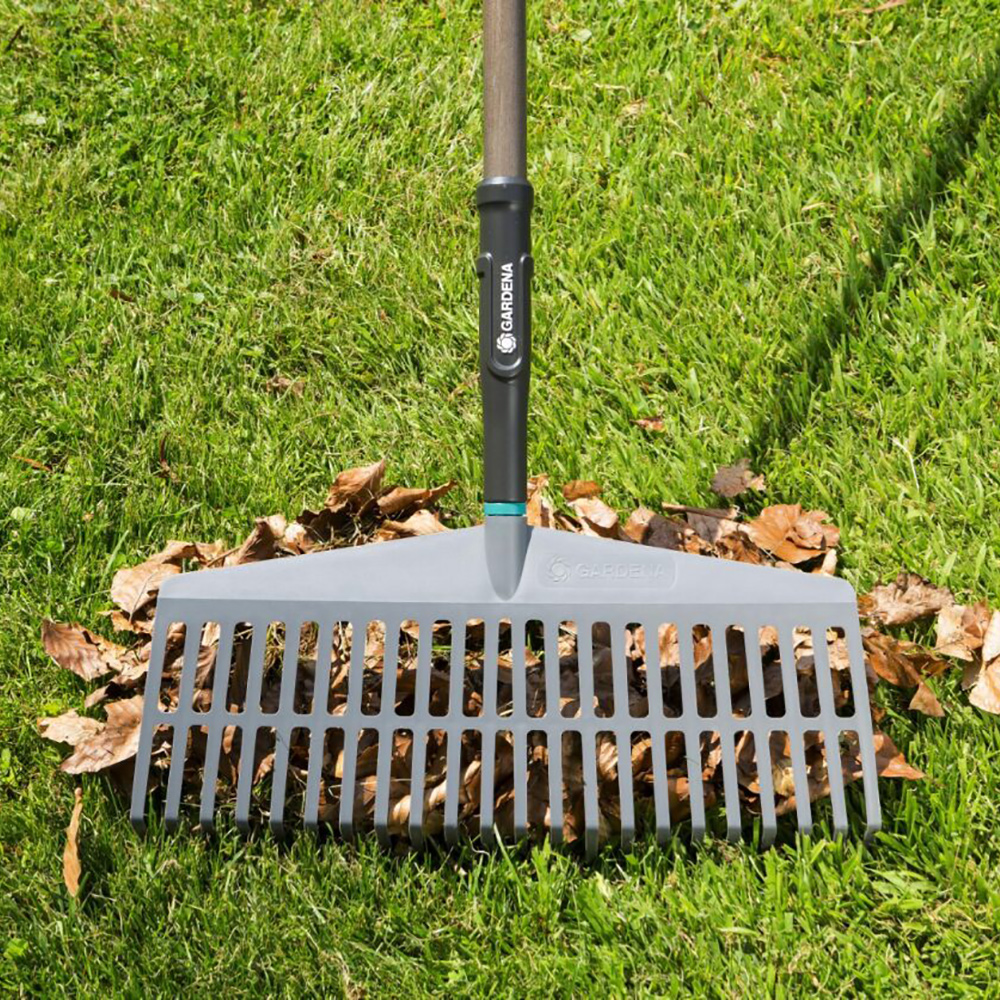 Räfsa Gardena NatureLine Light