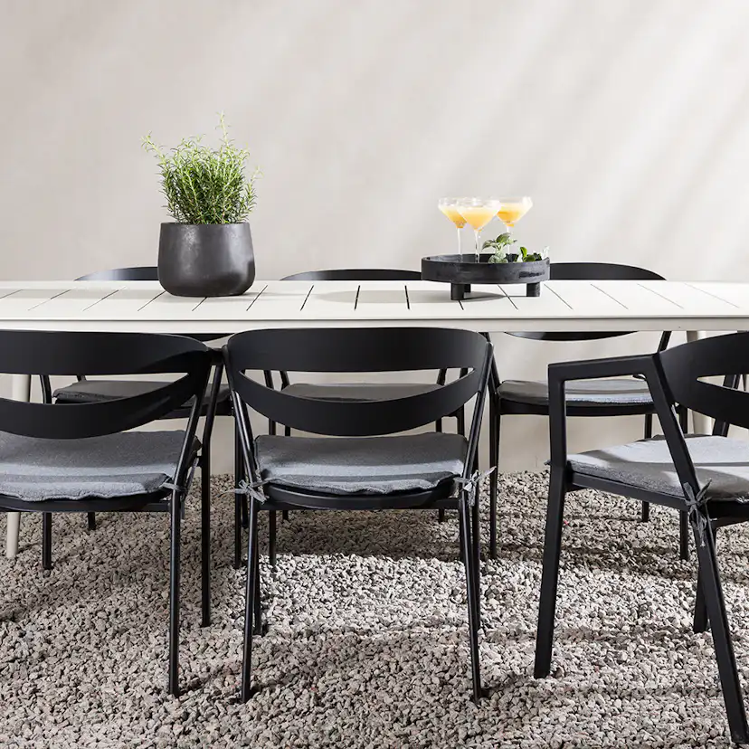 Matgrupp Venture Home Lina med 6 Slit Stolar