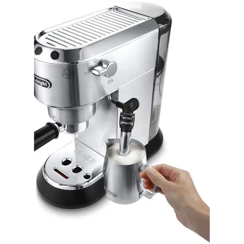 Espressomaskin DeLonghi EC685.M Dedica