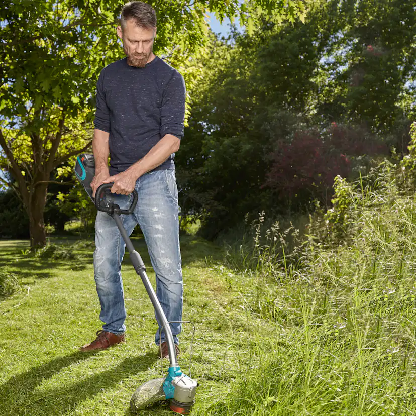 Trimmer Gardena PowerCut Li-40/30 Med Batteri