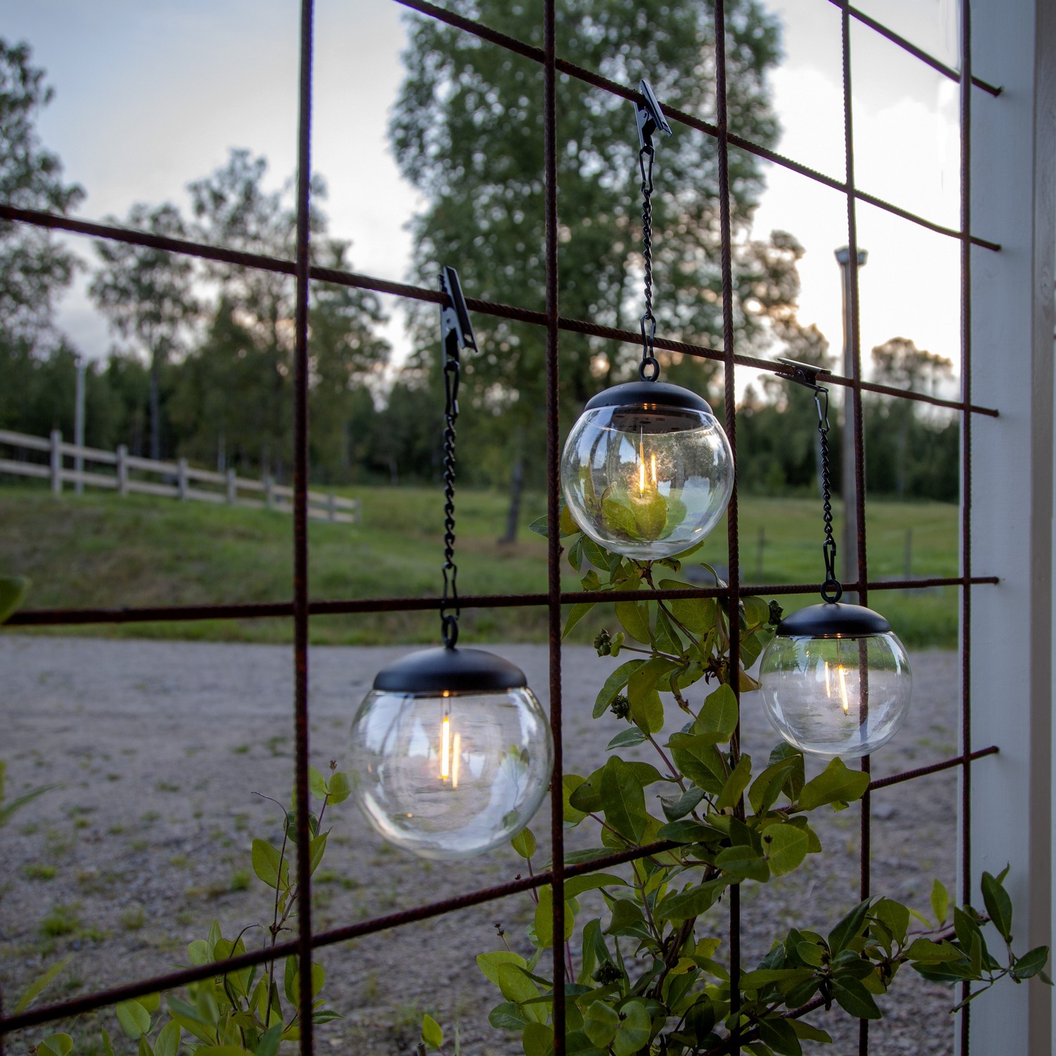 Solcellsdekoration Star Trading 3p Solc Dek GlobeHäng