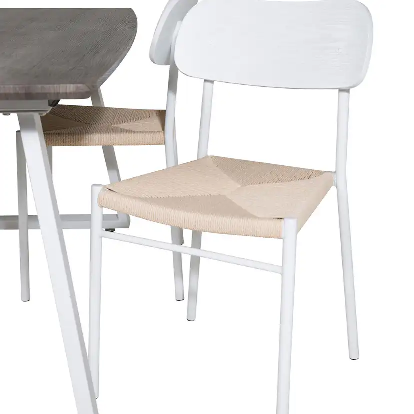 Matgrupp Venture Home Ina med 4 Peggy Stolar