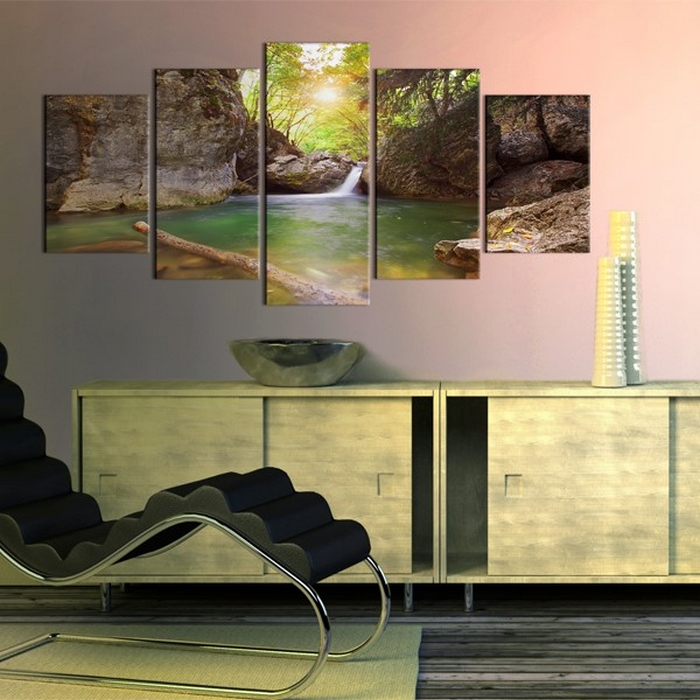 Tavla Arkiio A Crystal Clean Lake