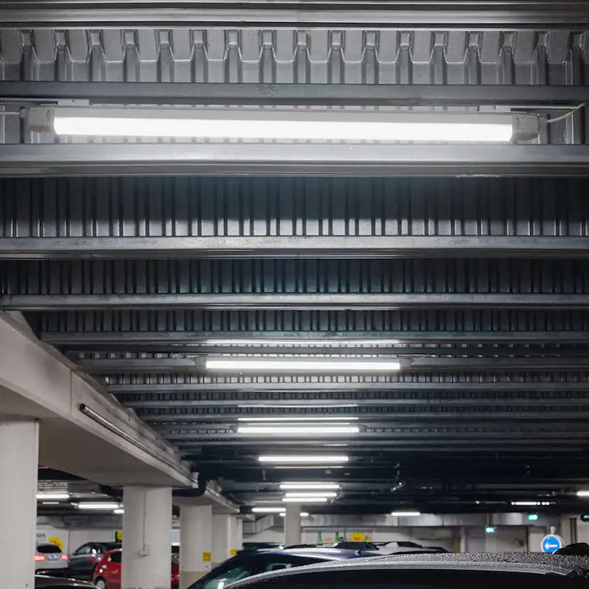 Industriarmatur Hide-A-Lite IND Liteline IP65 1200 840 BT