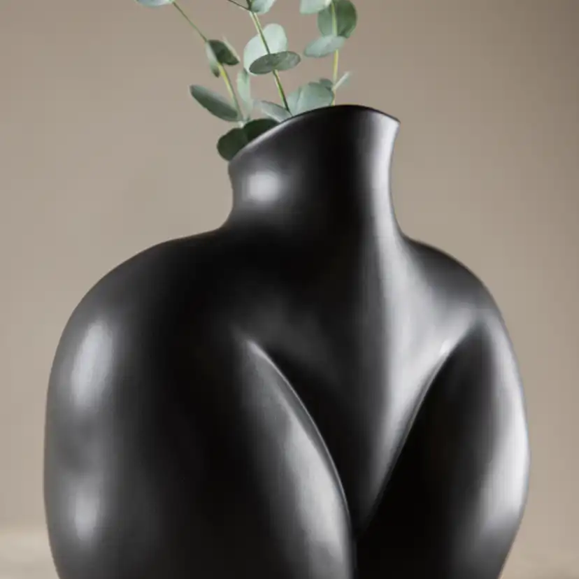 Harvey Vase - Matte Black - 17*10*15Hcm Svart