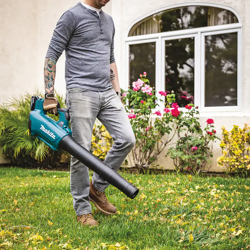 Lövblås Makita LXT DUB184RT LXT 18V med Batteri & Laddare