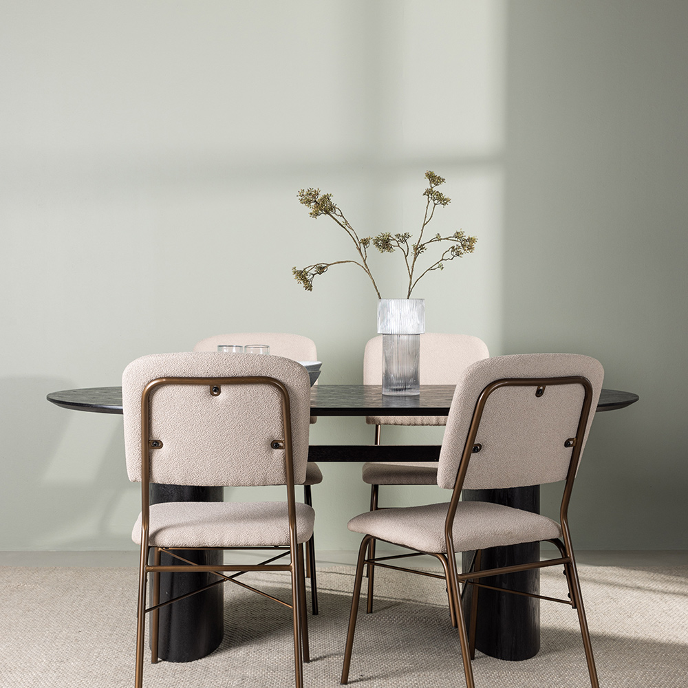 Matgrupp Venture Home Isolde med 4 st Seda stolar