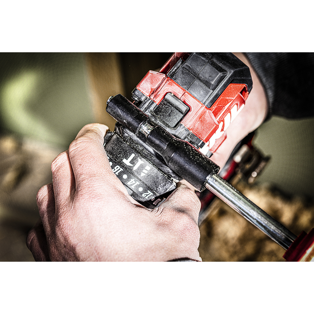 Slagborr/skruvdragare SKIL 3085 HB Batteridriven Kolborstfri