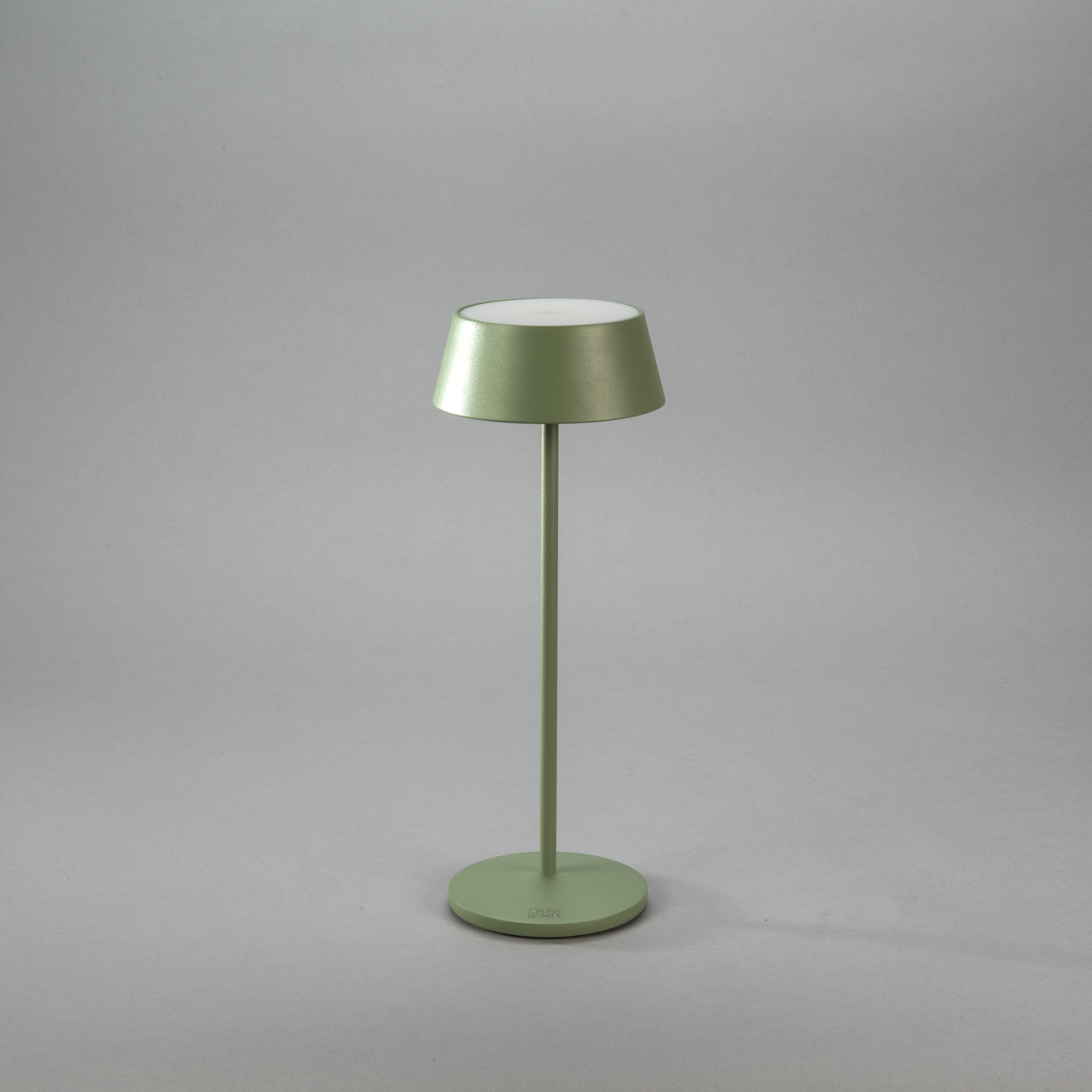 Bordslampa Gnosjö Konstsmide Menton USB Portabel