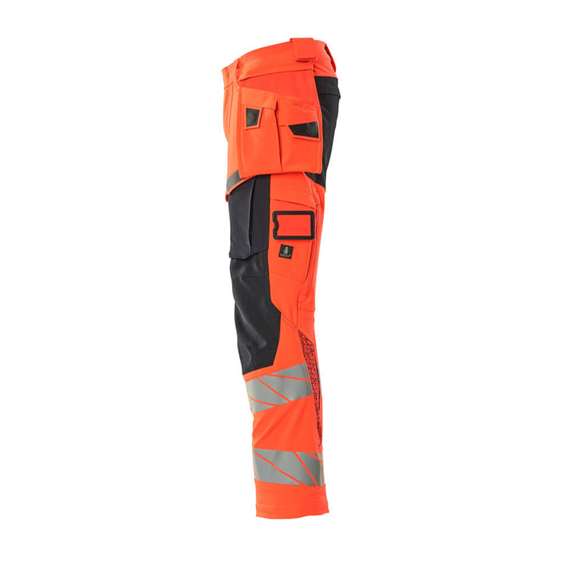 Mascot ACCELERATE SAFE Byxor med hängfickor 19031-711-22210 Storlek: 82C66, Färg: Hi-vis Röd/mörk Marin