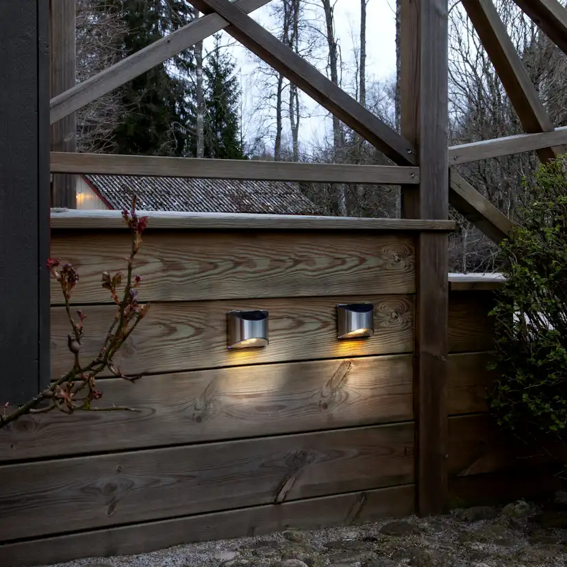 Solcells-vägglykta Star Trading Wally Twilight 2-pack