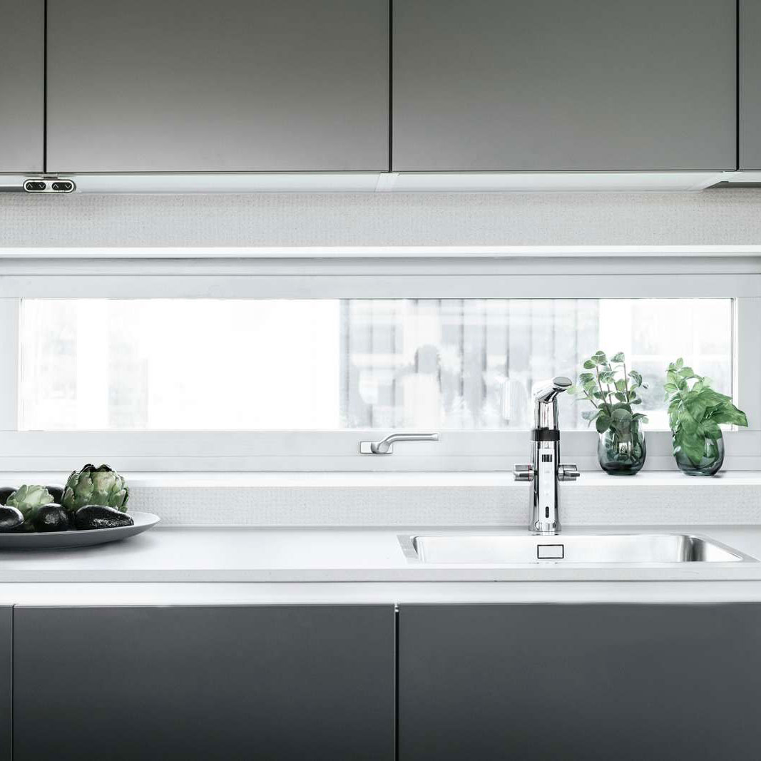 Överkantshängt Fönster Elitfönster 3-Glas Original Aluminium