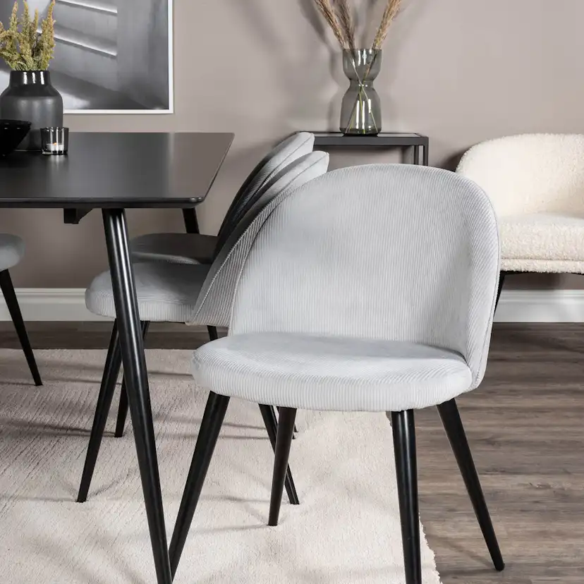 Matgrupp Venture Home Silvia med 6 Valentina Stolar Manchester