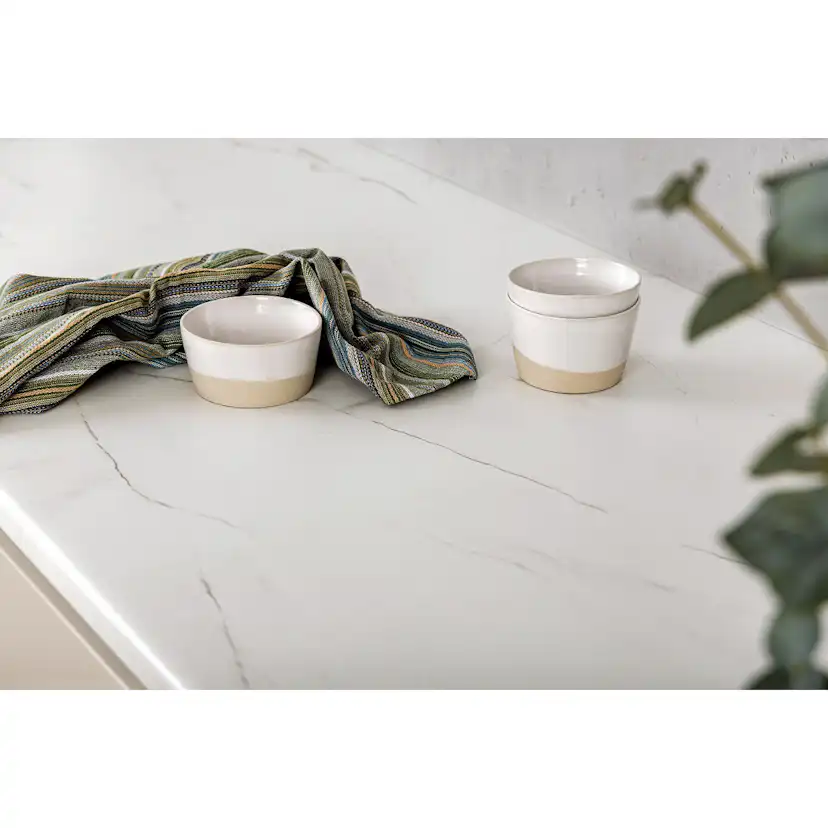 Bänkskiva Wilsonart 28x610x3000 4909-EM Paros Marble