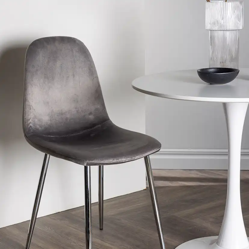 Matgrupp Venture Home Hamden Ø80 cm med 2 st Eva stolar