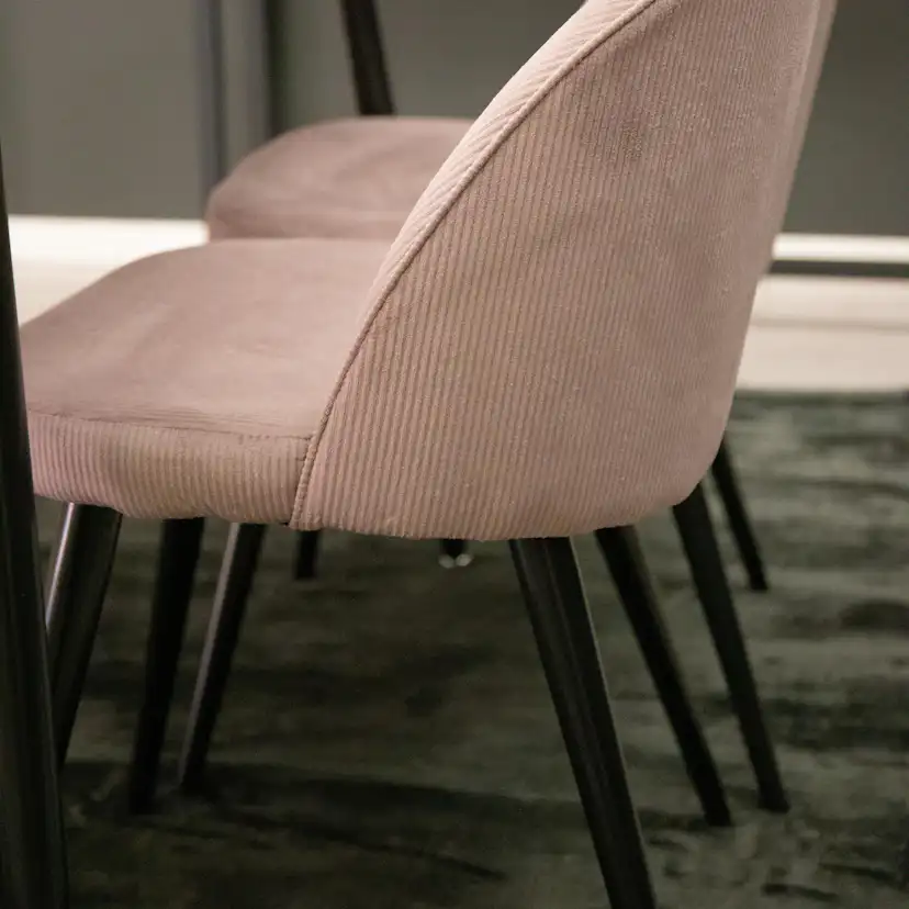 Matgrupp Venture Home Pobbie med 4 Stolar Valentina