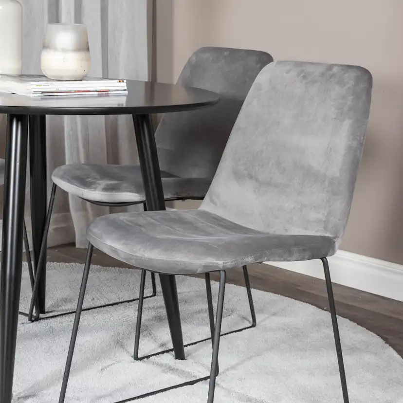 Matgrupp Venture Home Plake med 4 Muscot Stolar Sammet Runt