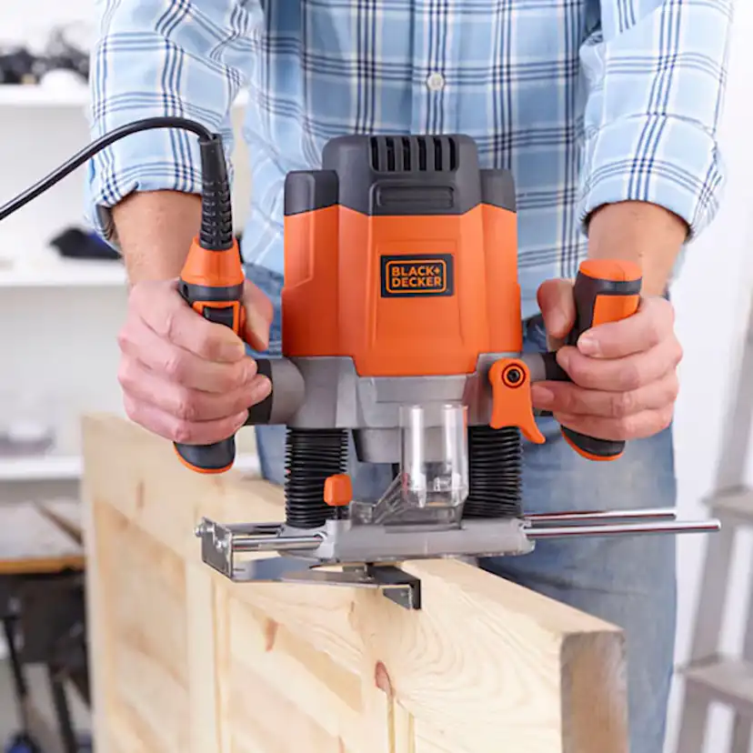 Handöverfräs Black & Decker KW1200E 1200W