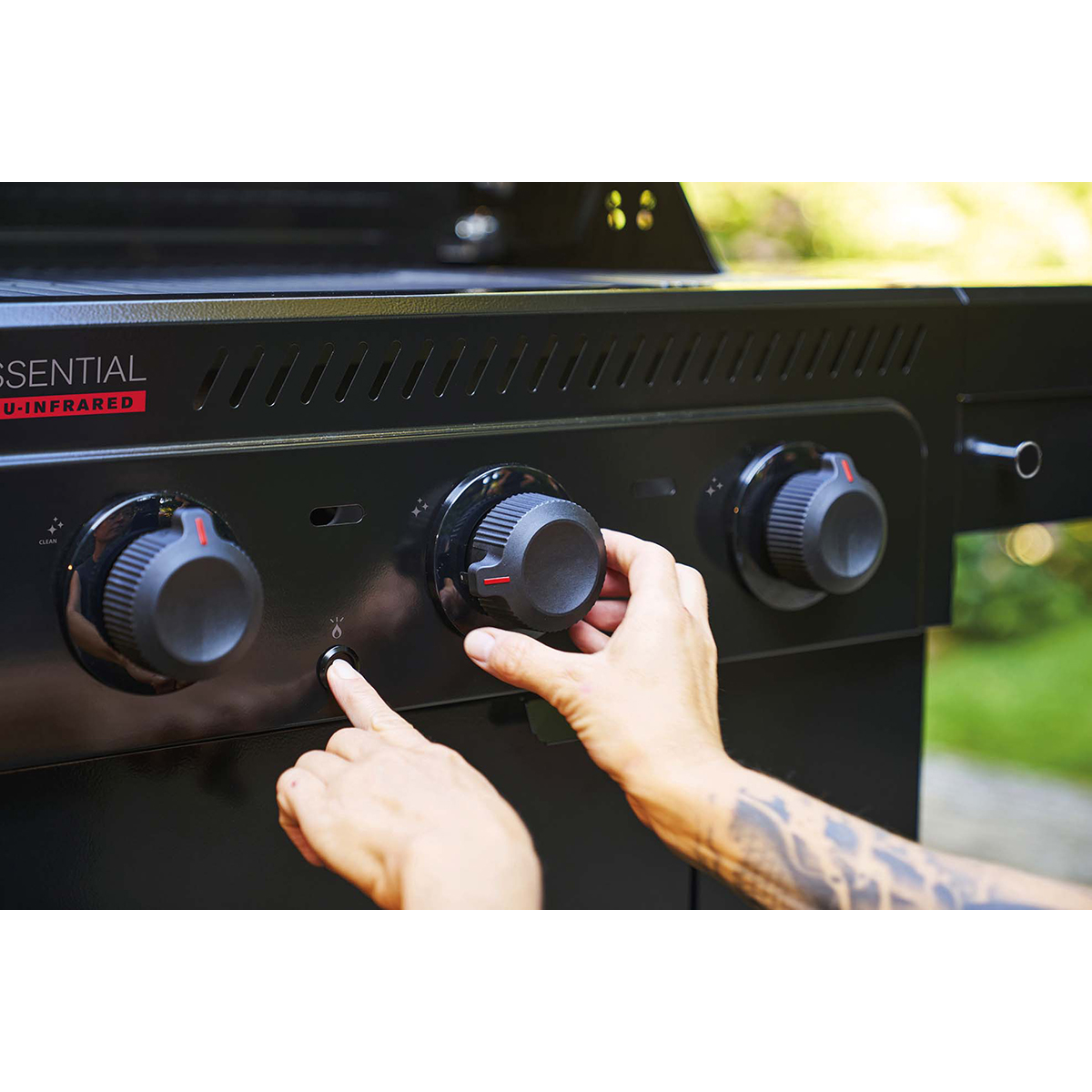 Gasolgrill Char-Broil Essential 3G