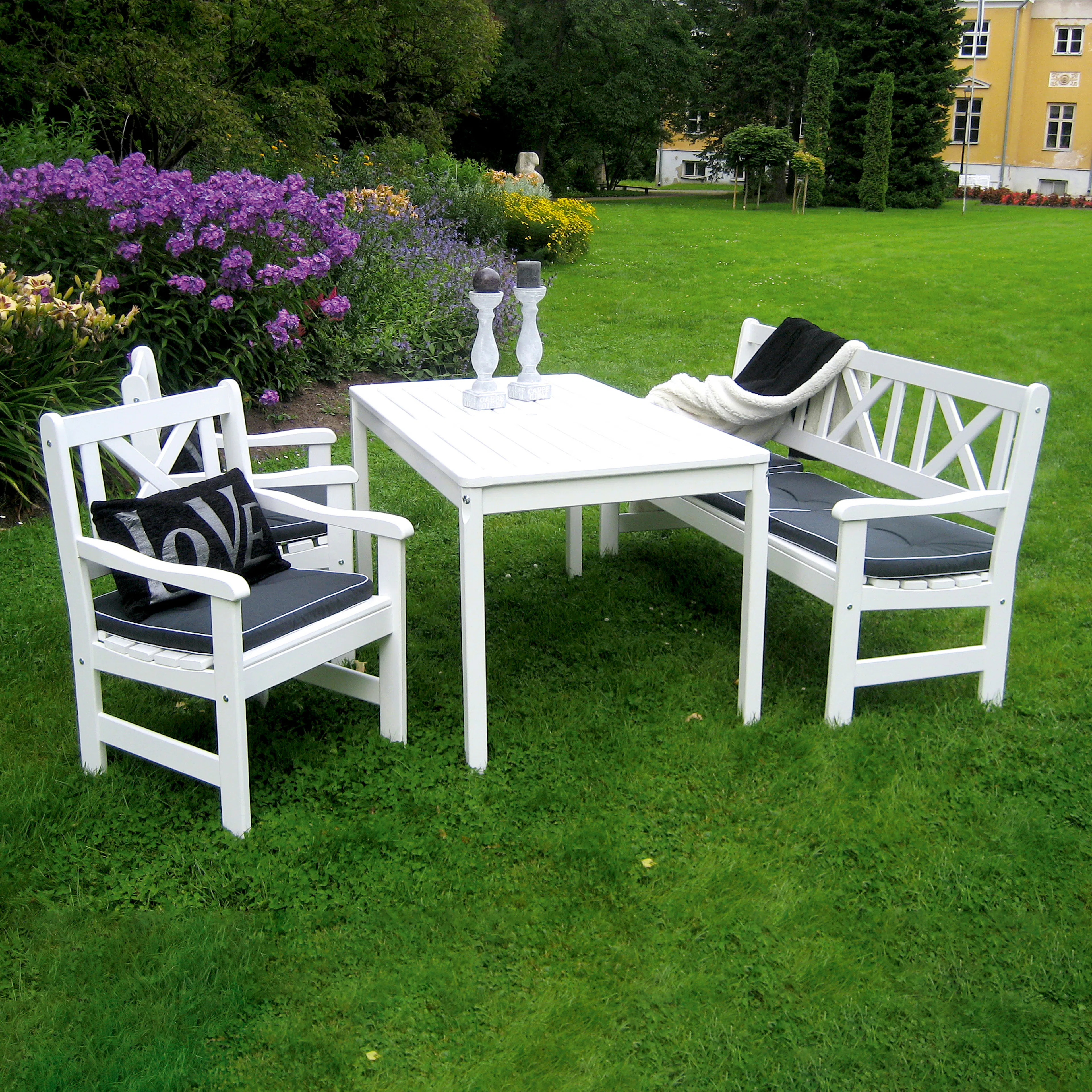 EUROPE furniture set, including cushions Vit, Med Dyna