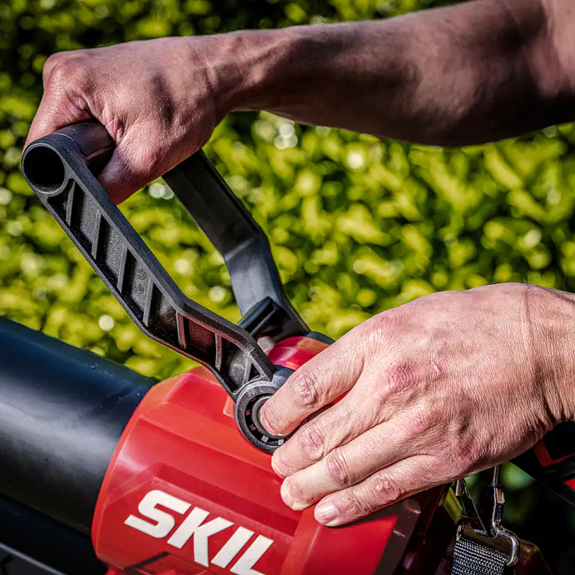Lövblås/-Sug SKIL 0350 BA Kolborstfri Batteridriven