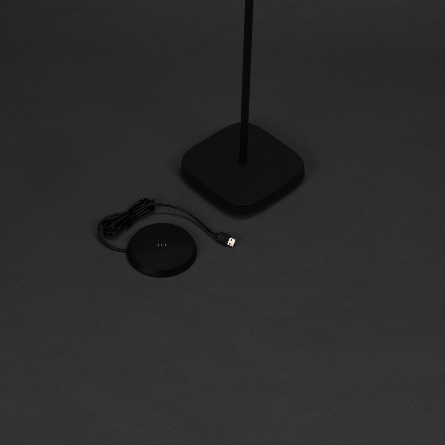 Golvlampa Gnosjö Konstsmide Nice USB