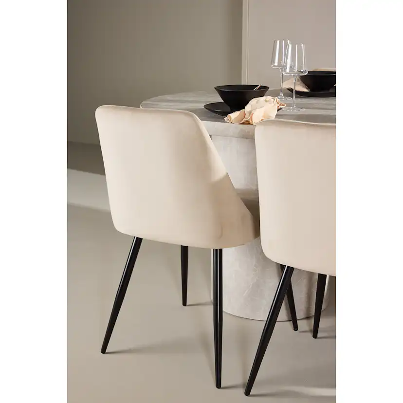 Matgrupp Venture Home Narvik med 6st Night Matstolar