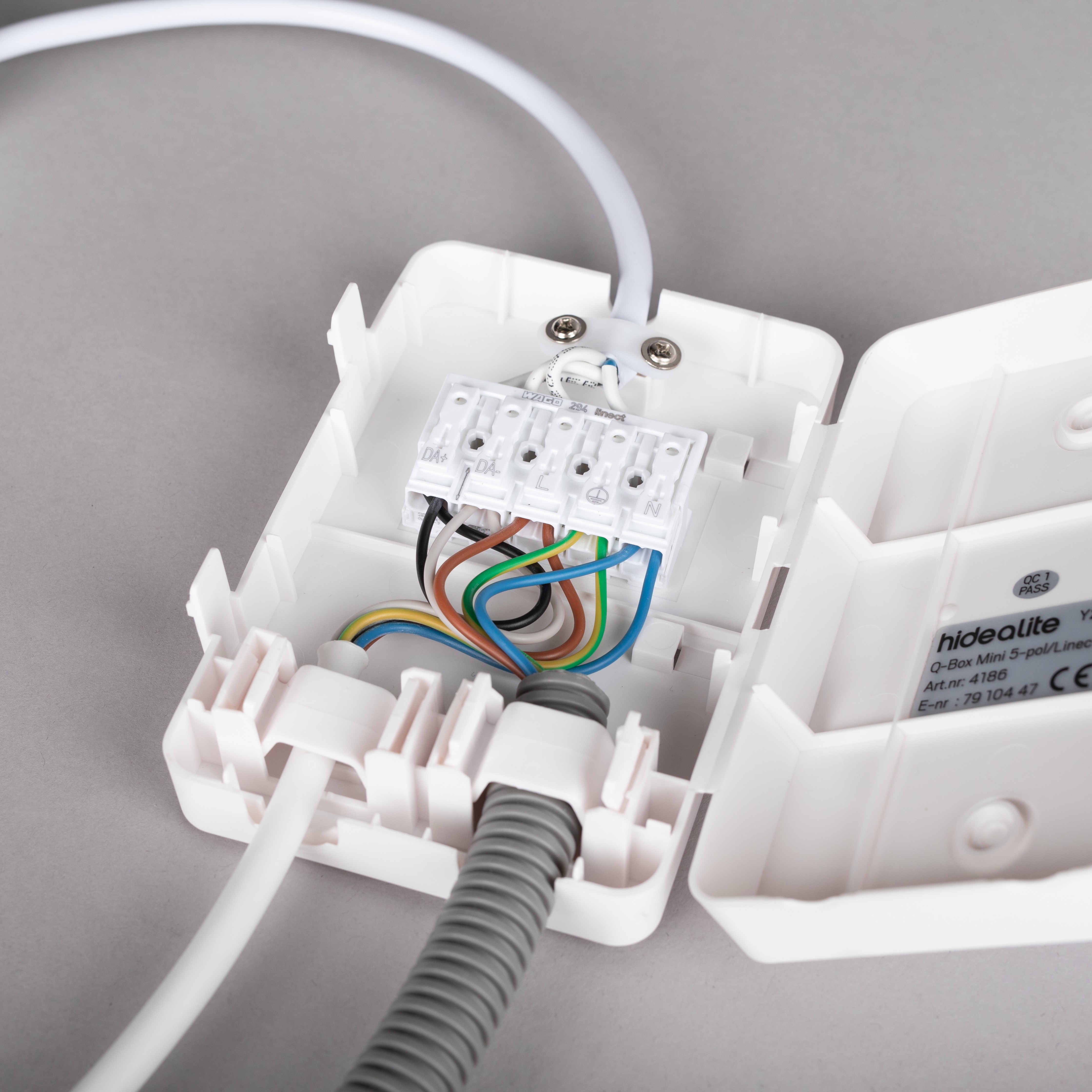 Kopplingsbox Hide-a-lite Q-Box Mini 5-pol/Linect