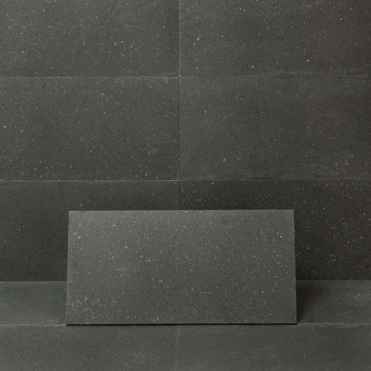 Granit Arredo Ibrastone Svart Mattpolerad 31x61 cm