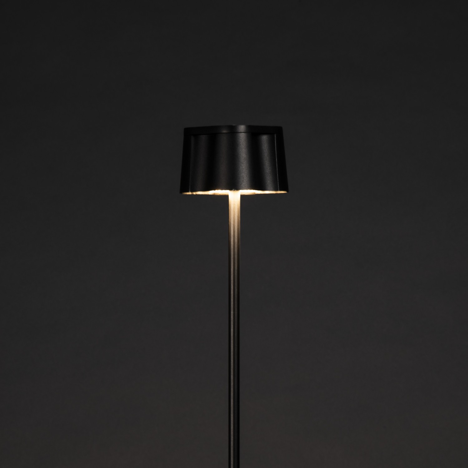 Golvlampa Gnosjö Konstsmide Nice USB