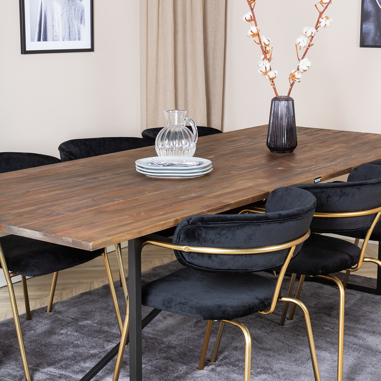 Matgrupp Venture Home Peo med 6 Aris Stolar