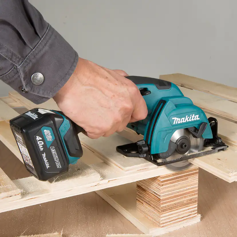 Cirkelsåg Makita CXT HS301DZ 12V utan Batteri