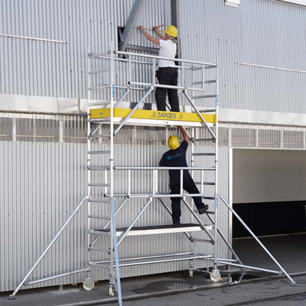 S-Plus Safetyställning 0,75 x 2,50 plh = 2,45 B= 0,75 m x H=2,50 m Platformhöjd= 2,45 m