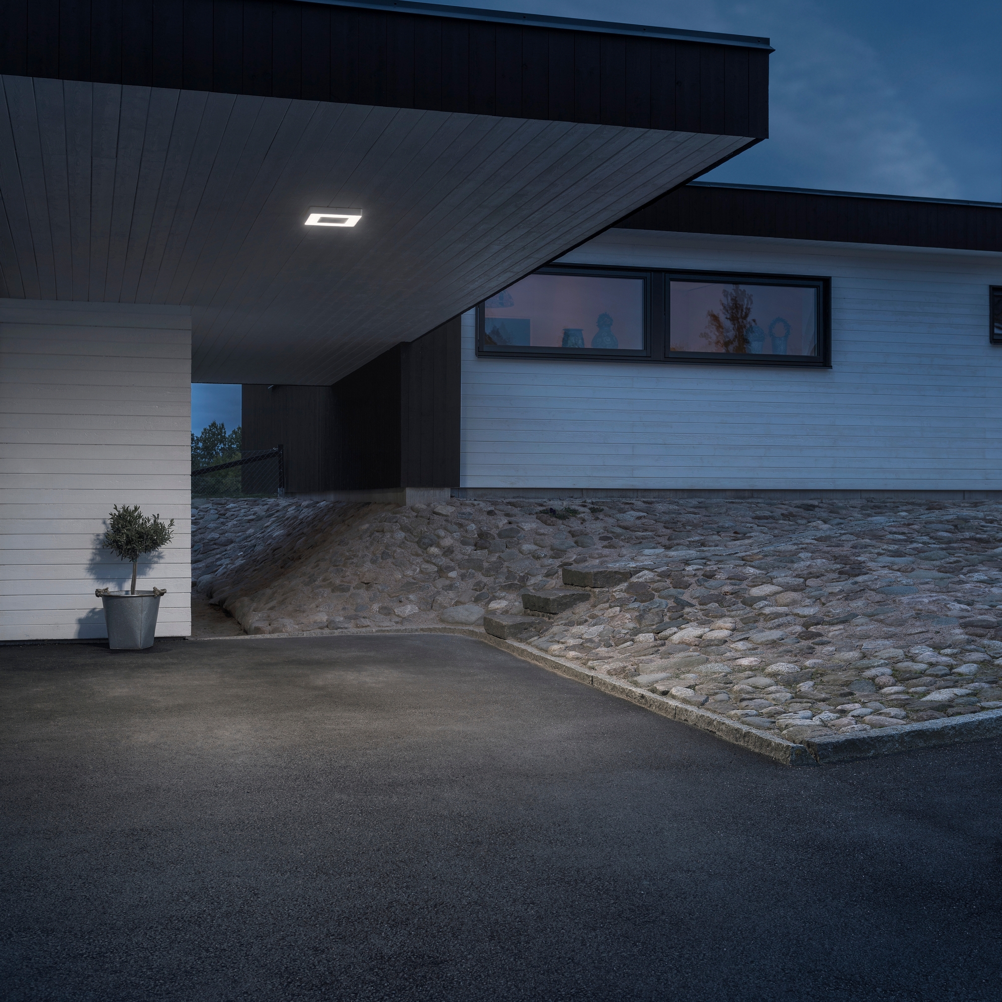 Vägglykta Gnosjö Konstsmide Carrara Square LED med Fjärrkontroll