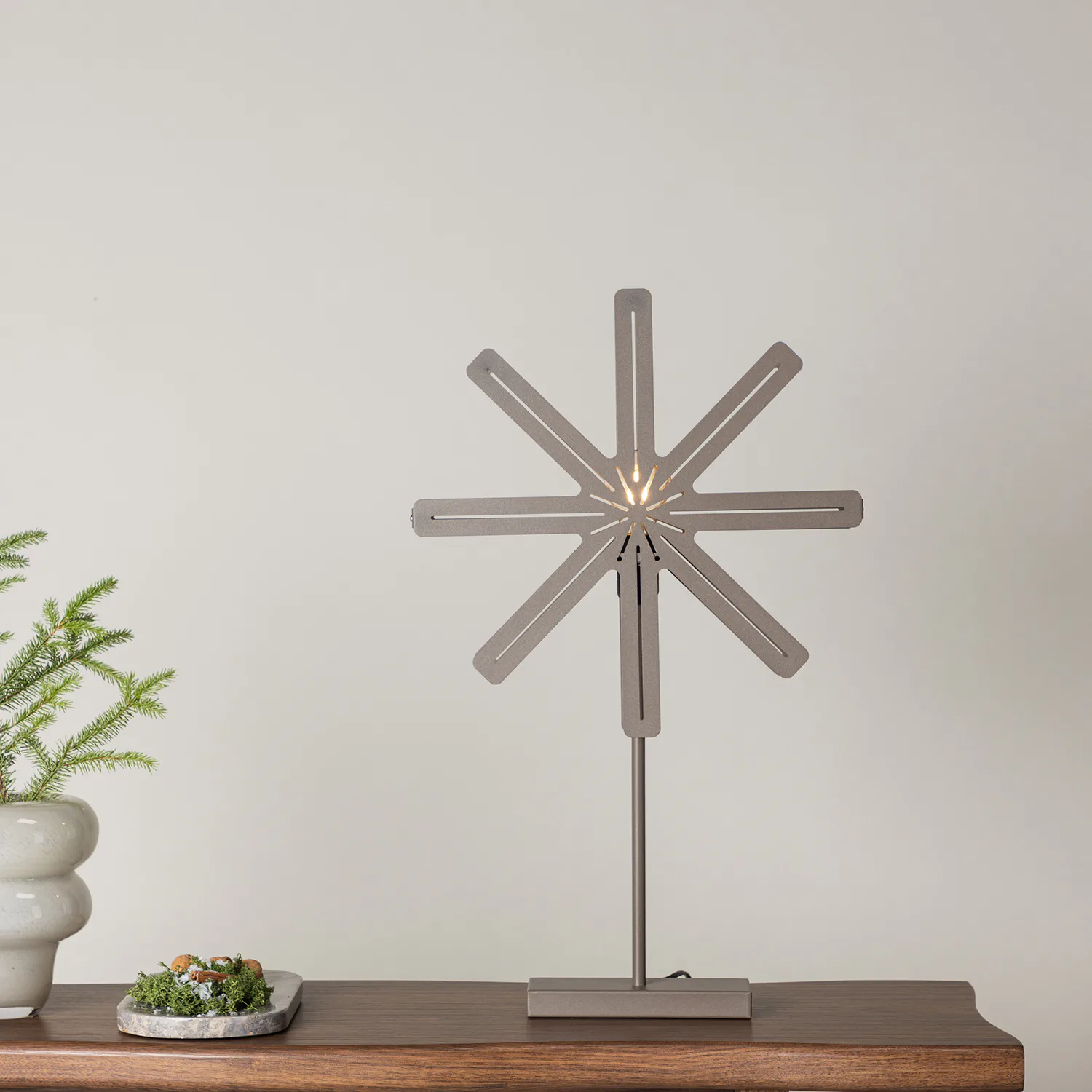 Bordslampa Venture Home Säfsen