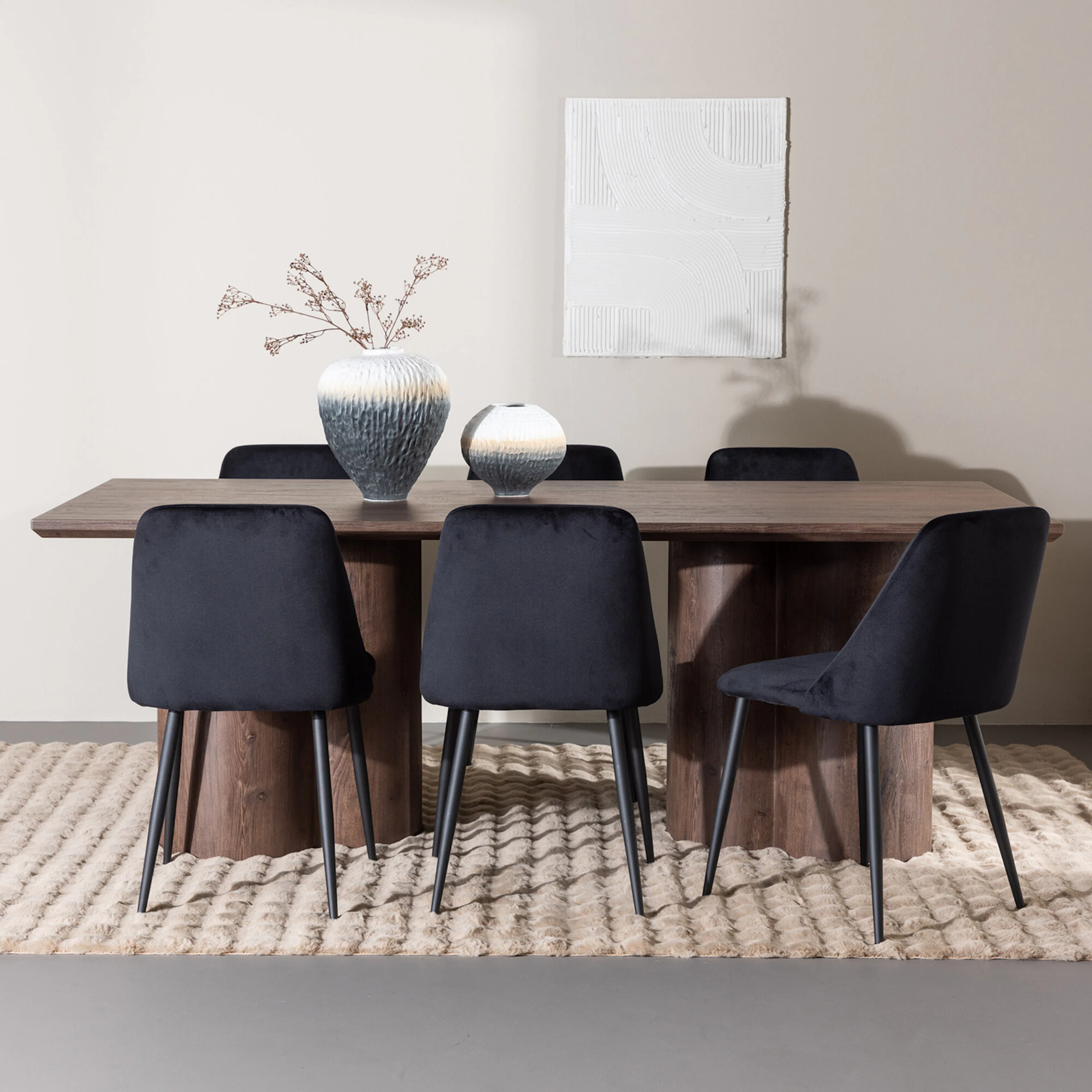 Olivia Dining Table with Night Dining Chair Mocka/Svart
