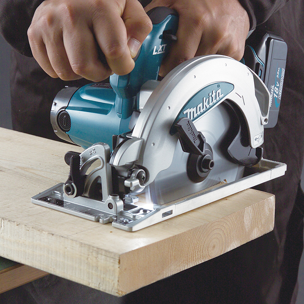Cirkelsåg Makita LXT DSS610Z 18V utan Batteri