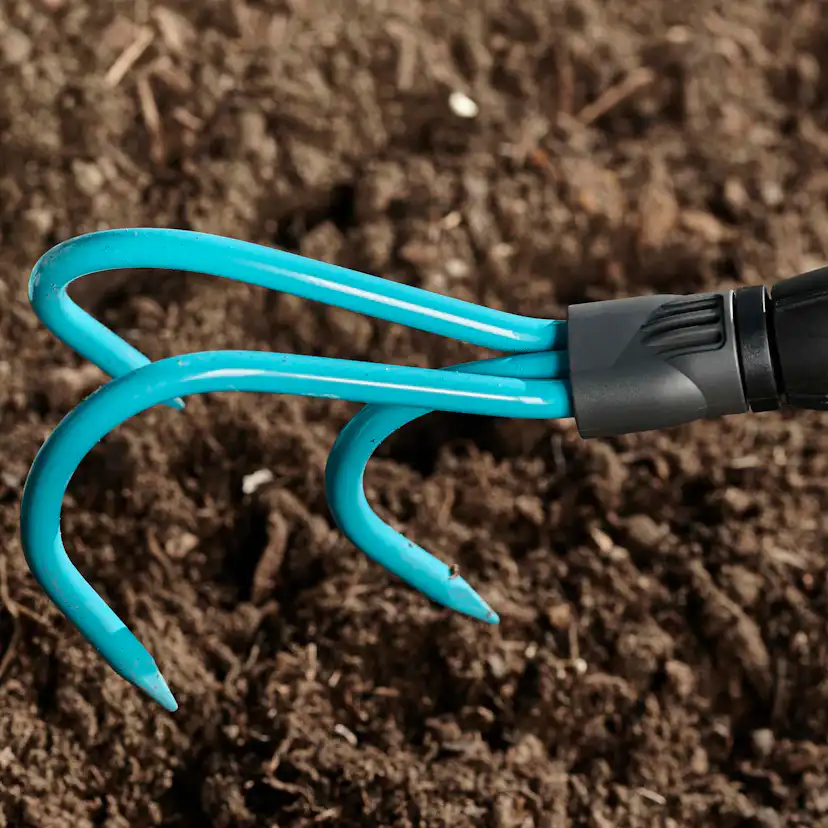 Premiumpaket Gardena Combisystem Räfsa & Kratta Med Luckrare & Förvaring