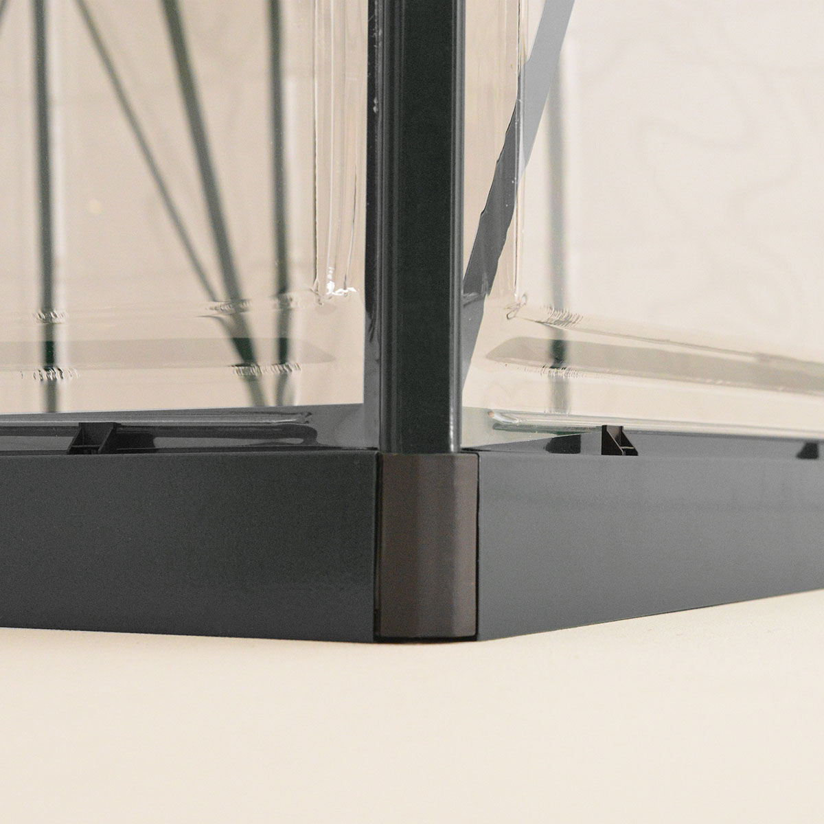 Växthus Canopia by Palram Harmony Aluminiumram med UV-Skyddad Polykarbonat & Ventilationsfönster, 2,3 m²
