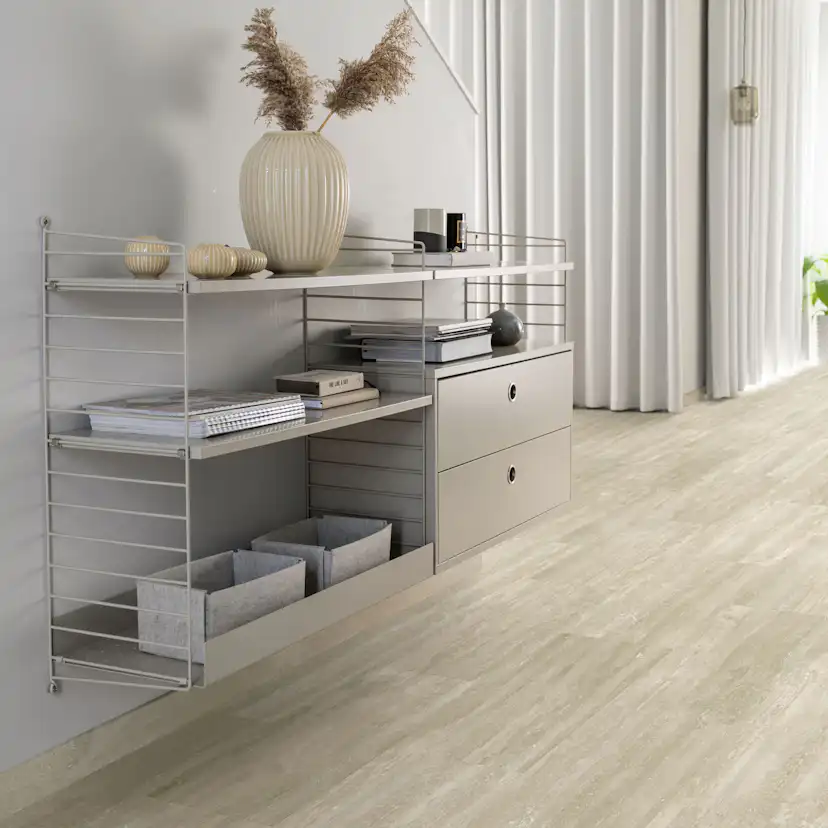 Vinylgolv Pergo Isefjord Pad Pro Greige Travertine