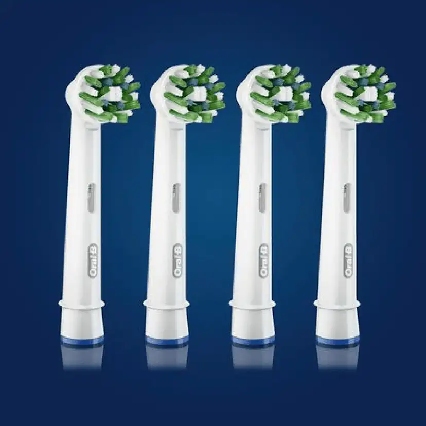 Borsthuvud Oral-B CrossAction 4 st