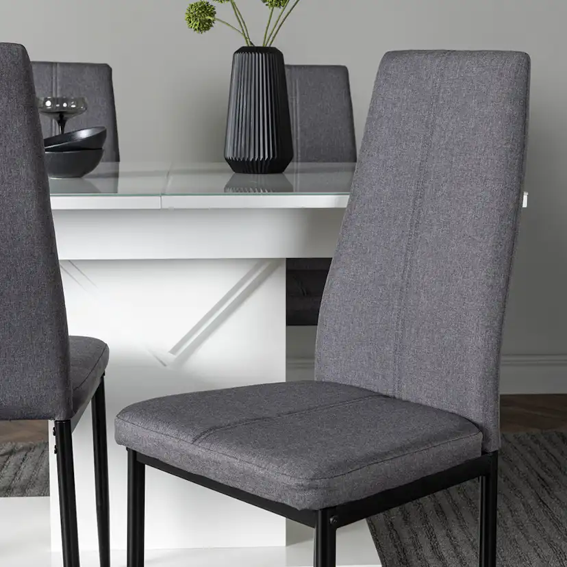 Matgrupp Venture Home Pluto med 4 Petra Stolar