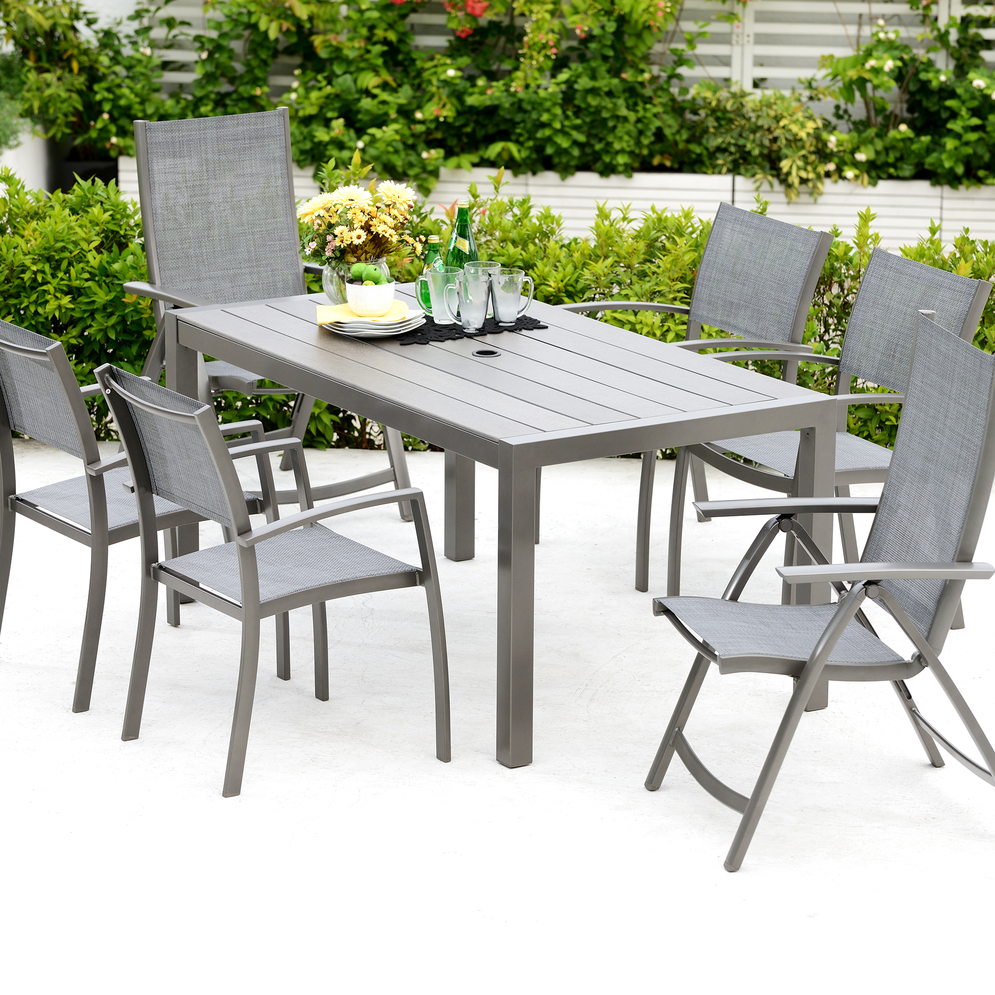 Matgrupp LifestyleGarden Solana med 4 Stolar och 2 Positionsstolar